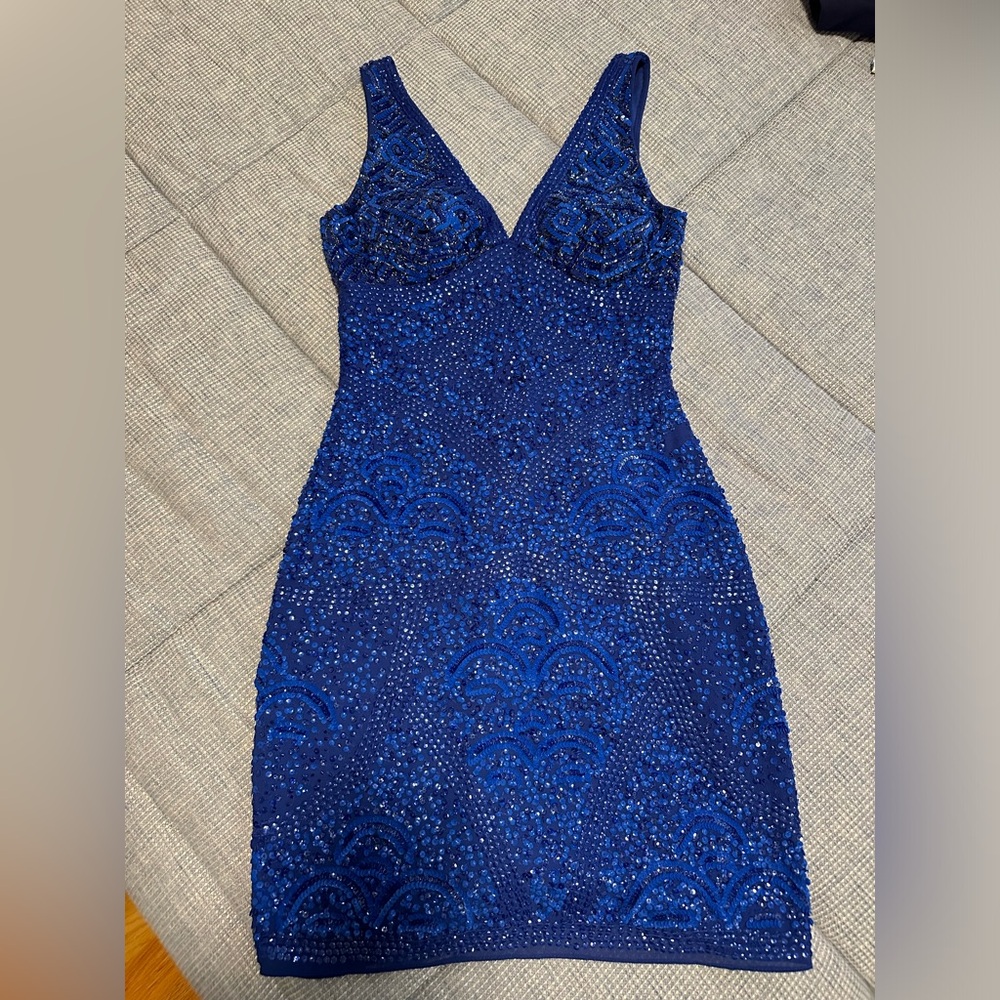 Aidon mattox sequin dress, 0